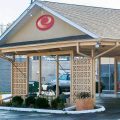 Econo Lodge Inn & Suites