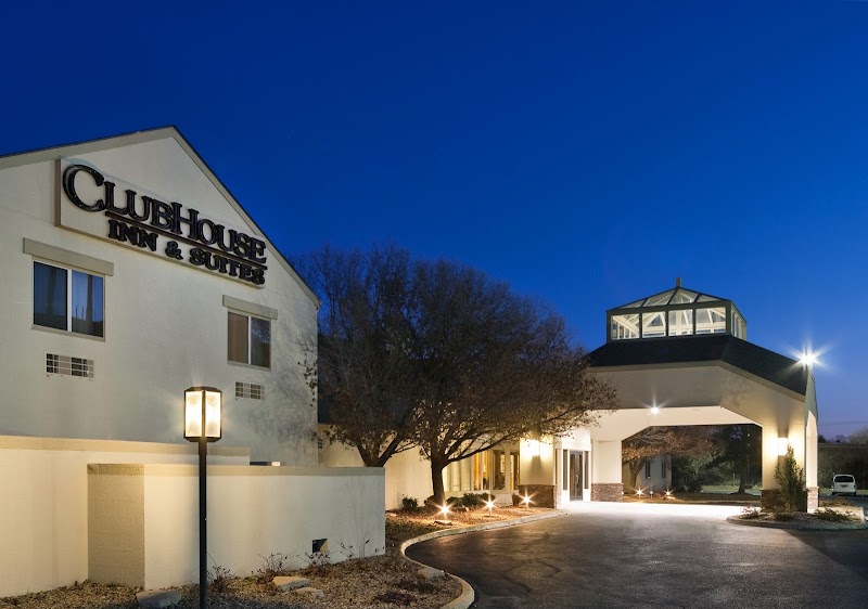 Endeavor Inn & Suites, Trademark Collection by Wyndham in Topeka, Kansas, United States