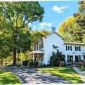 First Farm Inn