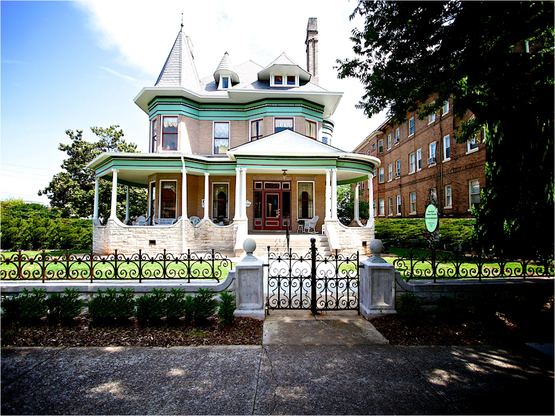 Hassinger Daniels Mansion in Birmingham, Alabama, United States