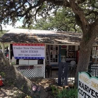 Hill Country Cottage in Helotes, Texas, United States