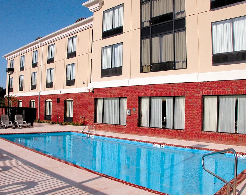 Holiday Inn Express & Suites Tupelo in Saltillo, Mississippi, United States
