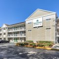 HomeTowne Studios by Red Roof Orlando – Casselberry