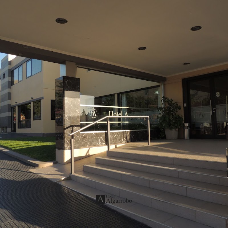 Hotel Algarrobo in Merlo, Argentina