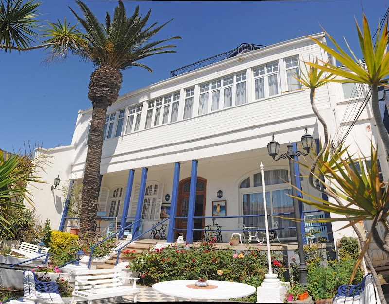 Hotel Boutique Patrimonial Somerscales in Valparaiso, Chile