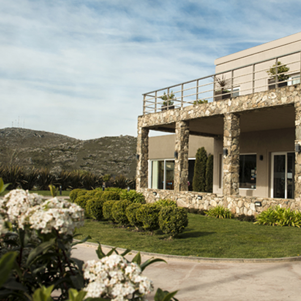 Hotel Cabañas Altos de Tandil in Tandil, Argentina