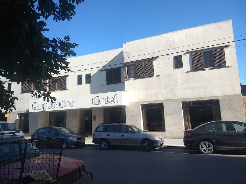 Hotel Emperador in Necochea, Argentina