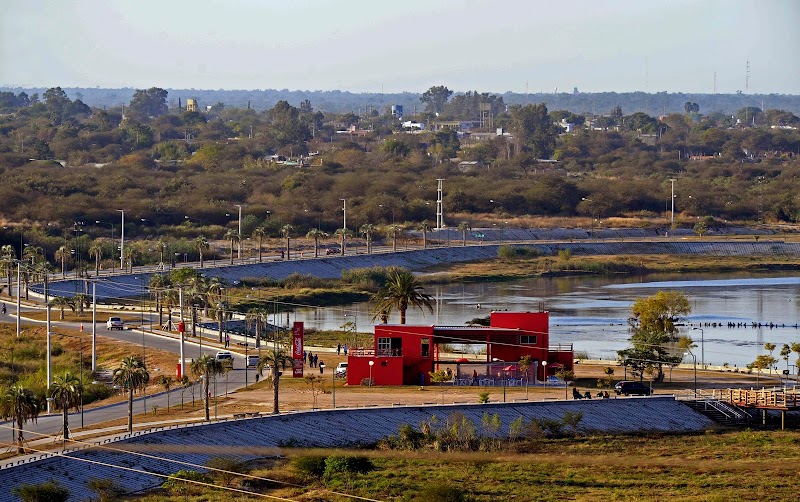 Hotel Emperatriz in Termas de Rio Hondo, Argentina