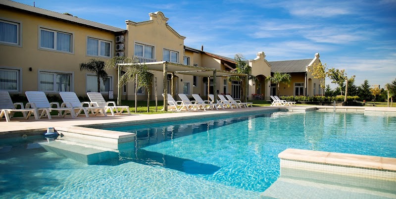 Hotel Howard Johnson in Trenque Lauquen, Argentina