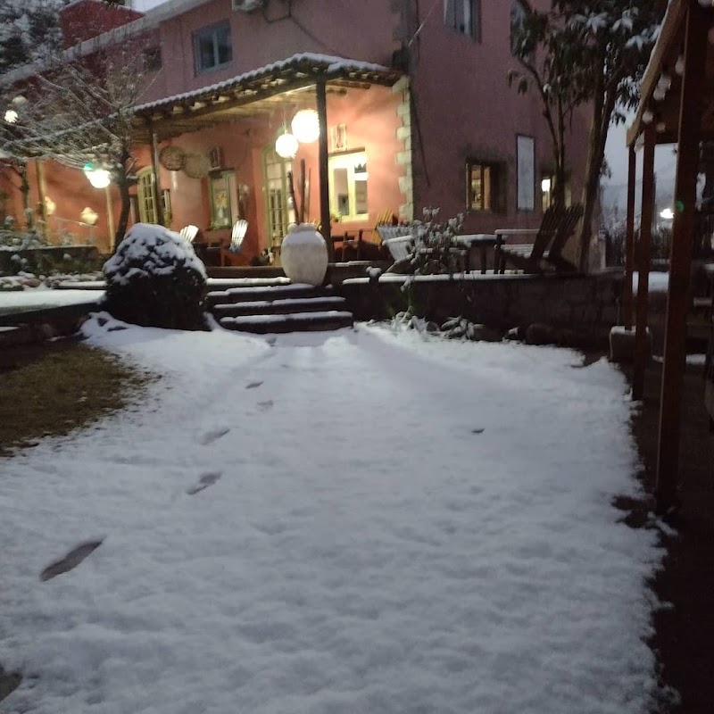 Hotel La Quebrada in Cosquin, Argentina
