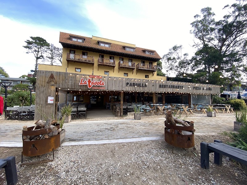 Hotel La Tavola in Pinamar, Argentina