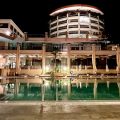 Hotel More