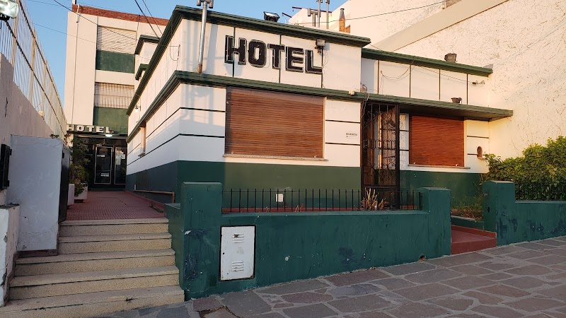 Hotel Residencial Rivadavia in Trelew, Argentina