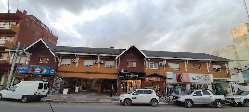 Hotel de Cine Las Golondrinas in Villa Gesell, Argentina