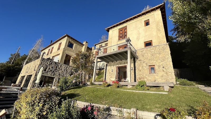 Luma Casa de Montaña in Villa La Angostura, Argentina