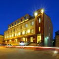 Minotel Barsam Suites