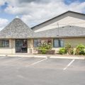 OYO Woodland Hotel and Suites