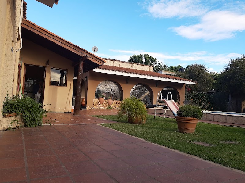 Petit Hotel El Alcanfor in Rosario, Argentina