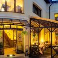 Pid Templem Hotel