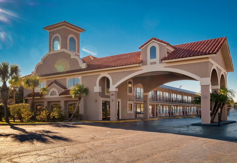 Red Roof PLUS+ St. Augustine in St. Augustine, Florida, United States
