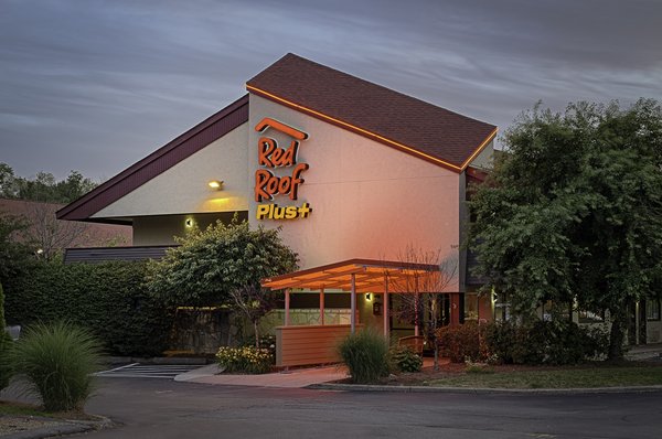 Red Roof PLUS+ West Springfield in Springfield, Massachusetts, United States