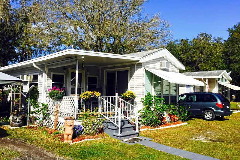 River Palm Hotel and Resort in Thonotosassa, Florida, United States