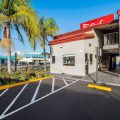 Royalty Inn