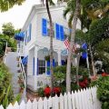 Seascape Tropical Inn