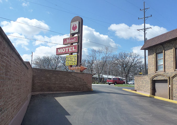 Sharn's Motel in Worth, Illinois, United States