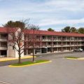 Super 8 By Wyndham Baltimore Northwest