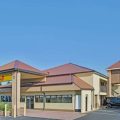Super 8 by Wyndham Suwanee