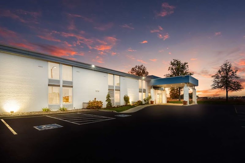 SureStay Plus Hotel by Best Western Jasper in Huntingburg, Indiana, United States