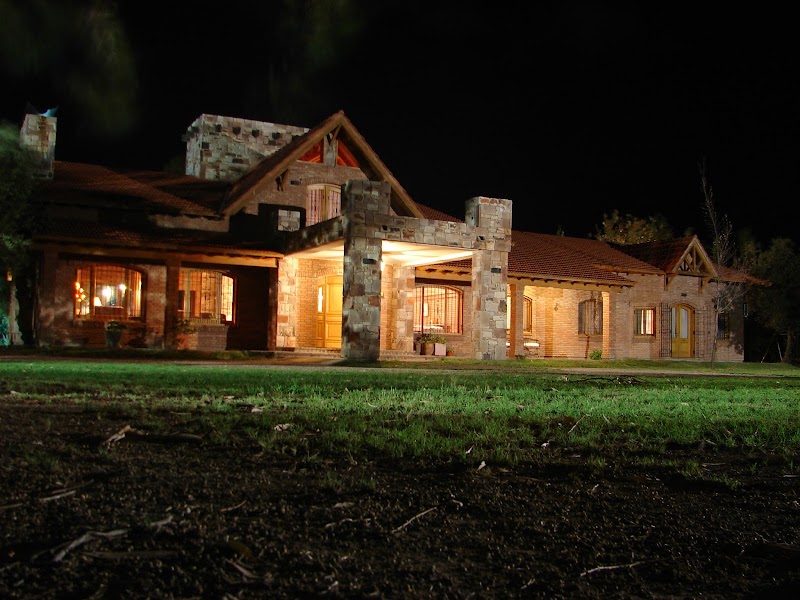 Suter Petit Hotel in San Rafael, Argentina