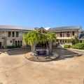The Moorings Mariner Inn Hotel