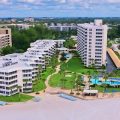 The Sarasota Surf and Racquet Club