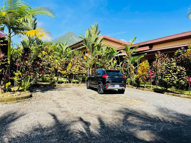 Aunty Arenal Lodge in Fortuna, Costa Rica