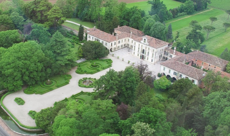Barchessa di Villa Tiepolo Passi in Carbonera, Italy