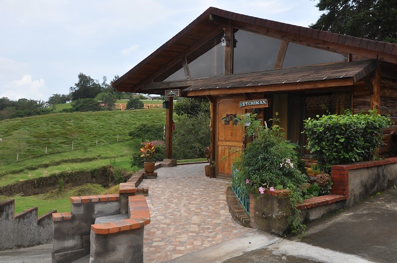 Chetica Ranch Albergue in Guadalupe, Costa Rica