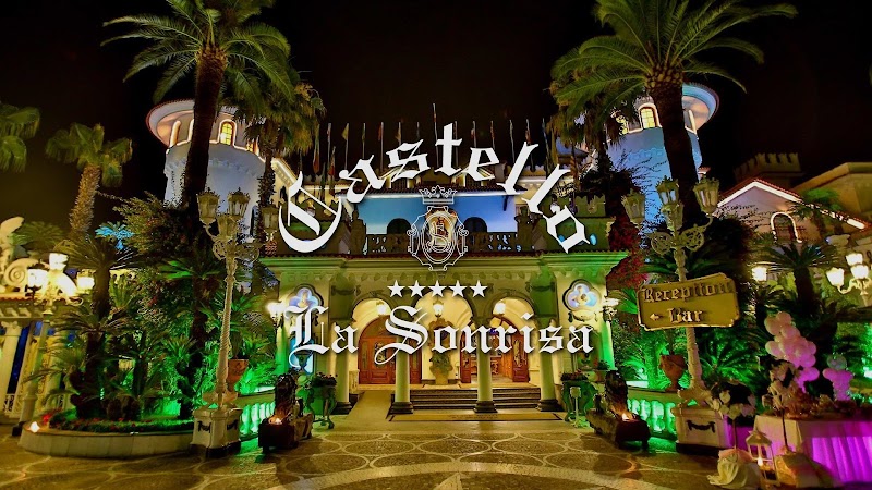 Grand Hotel La Sonrisa in Sant'Antonio Abate, Italy