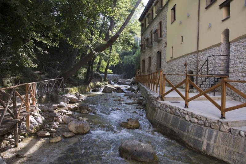 Historic Boutique Hotel Maccarunera in Campagna, Italy