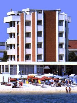 Hotel Ambassador in Marotta, Italy