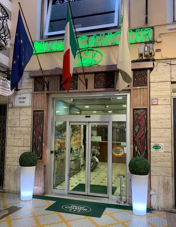 Hotel Cavour in Rapallo, Italy