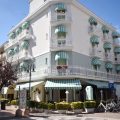 Hotel Flora