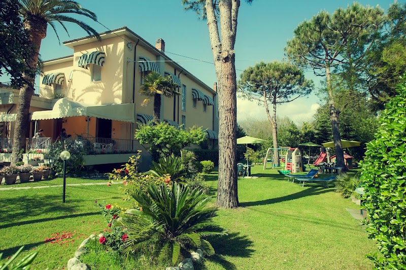 Hotel Parma Mare in Massa, Italy