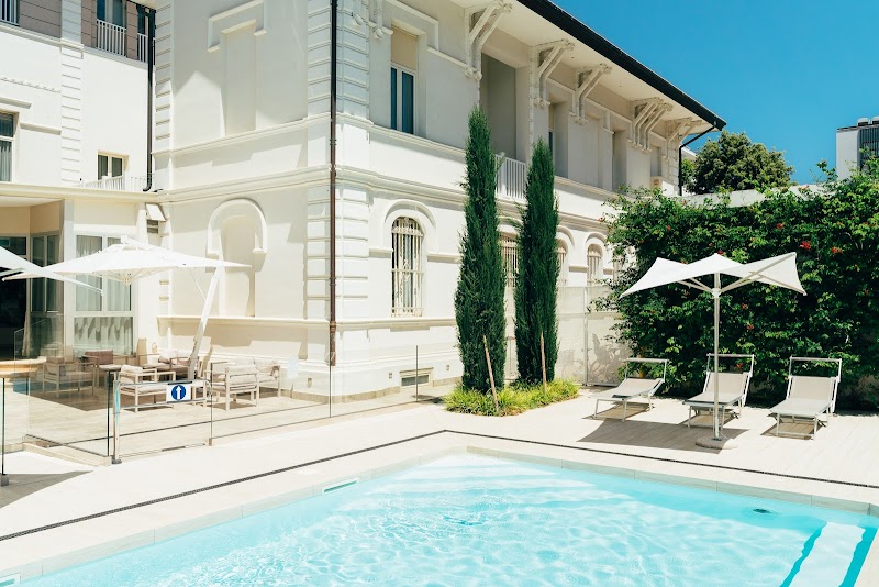 Hotel Regina Elena 57 in Rimini, Italy