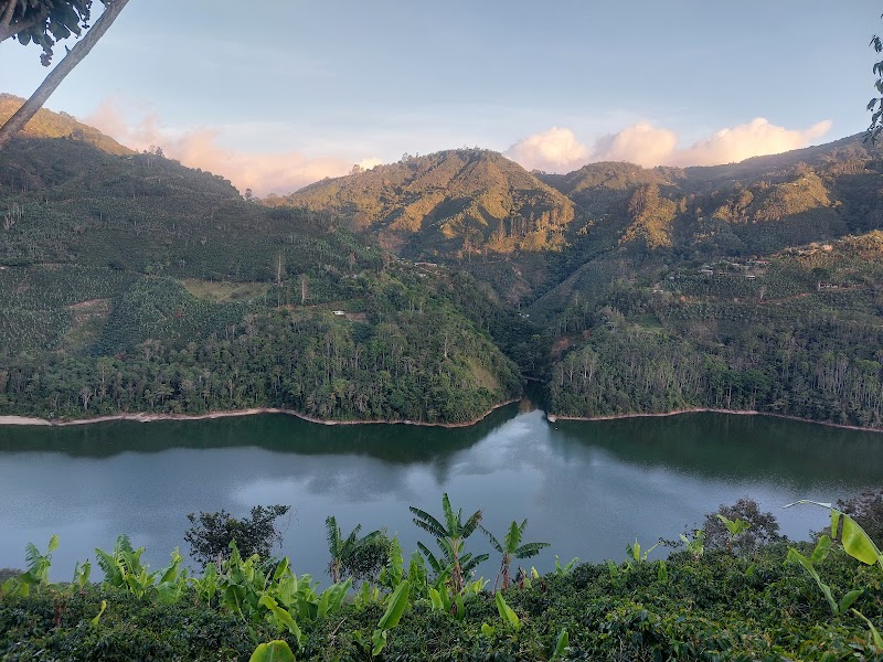 Mi Refugio in Ciudad Cortes, Costa Rica