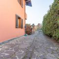 Villa con Piscina nel Verde di Milano
