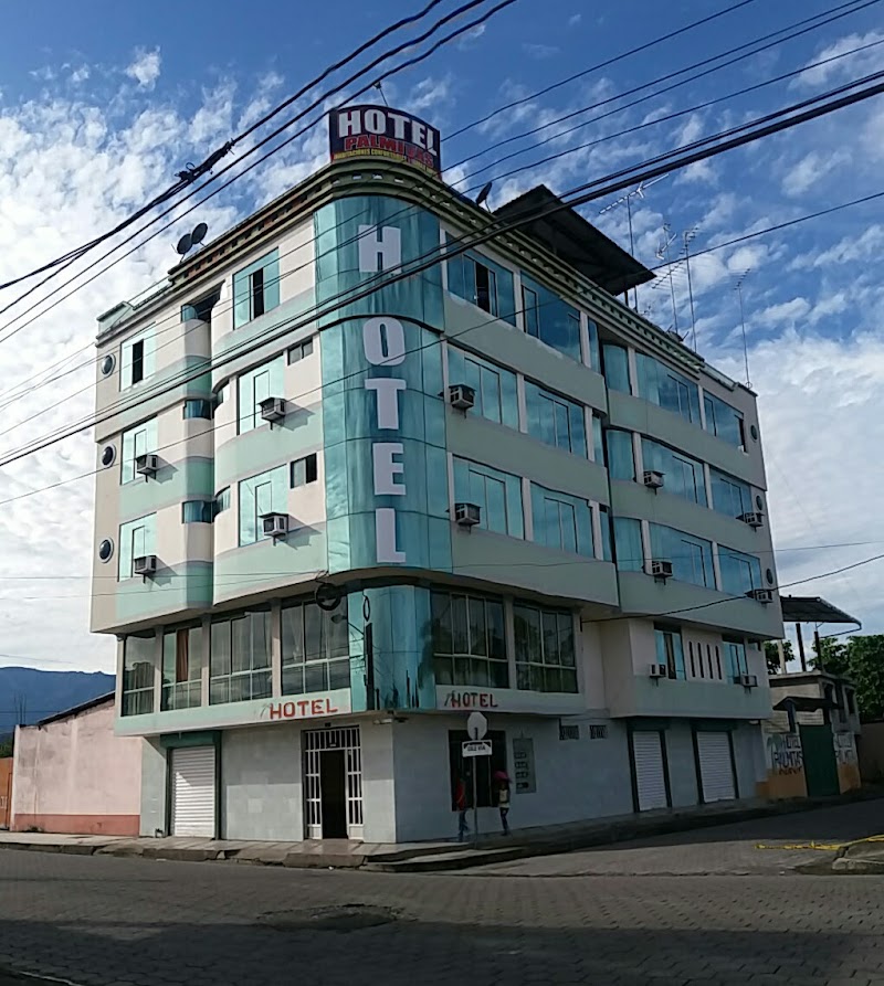 Hotel Palmitas in Naranjal, Ecuador