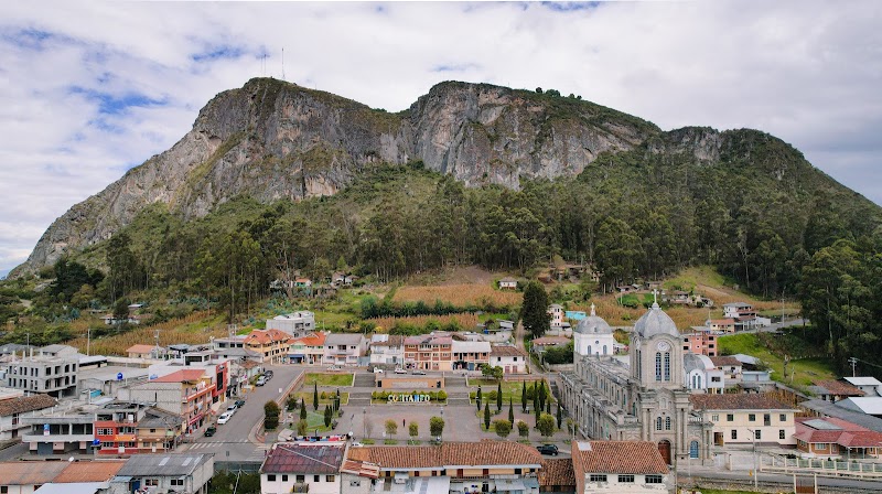Kantuta Campo Turistico in Azogues, Ecuador