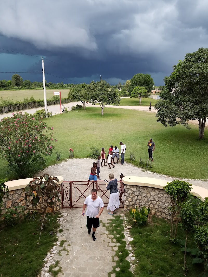 Kay Visite - Haiti Outreach in Pignon, Haiti